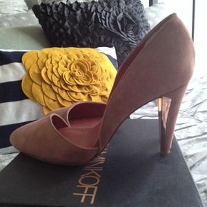 Rebecca Minkoff Shoes - ๐HOST PICK๐ Rebecca Minkoff Pump Rebecca Minkoff Shoes - ๐HOST PICK๐ Rebecca Minkoff Pump