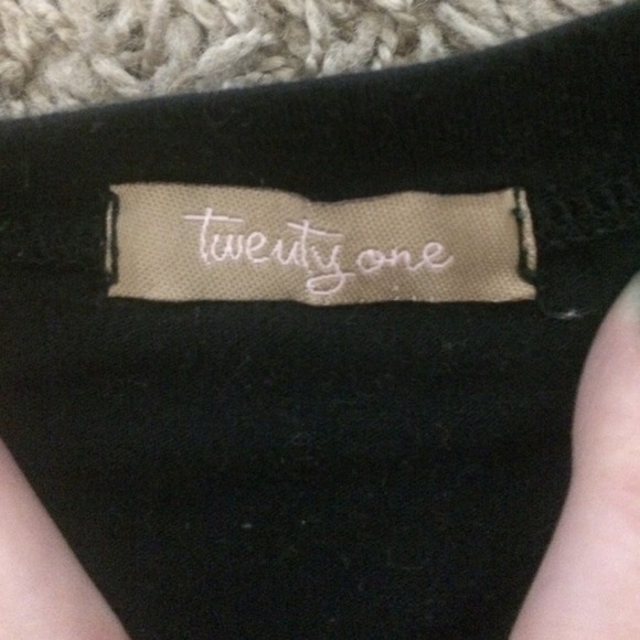 SOLD IN BUNDLE - Picture 3 of 4