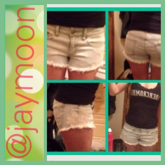 American Eagle Outfitters Denim - On HOlD till 5pm Lace light shorts