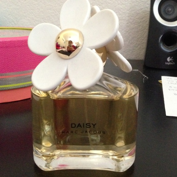 SOLD Daisy Marc Jacob 3.4 fl oz