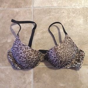 Victoria's Secret push up Demi bra 32C