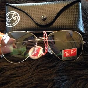 Authentic Ray-Ban UV silver aviator sunglasses