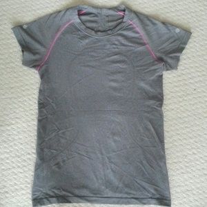 Lululemon run swiftly top