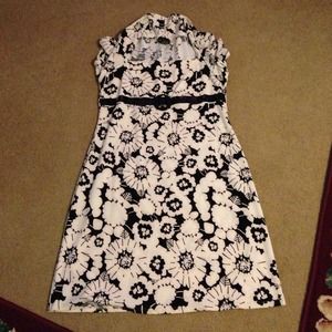 Black and white flower dress. NWOT