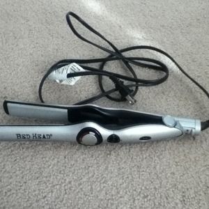 🎀Bed Head Hair Straighter.🎀