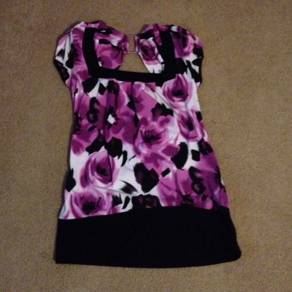A backless shirt. NWOT