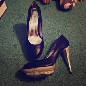 Jessica Simpson Heels, size 10, snake skin & black