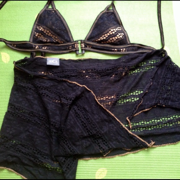 Black Lace Bikini - Picture 2 of 2