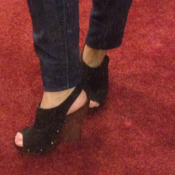 🌹 black high heels - Picture 3 of 4