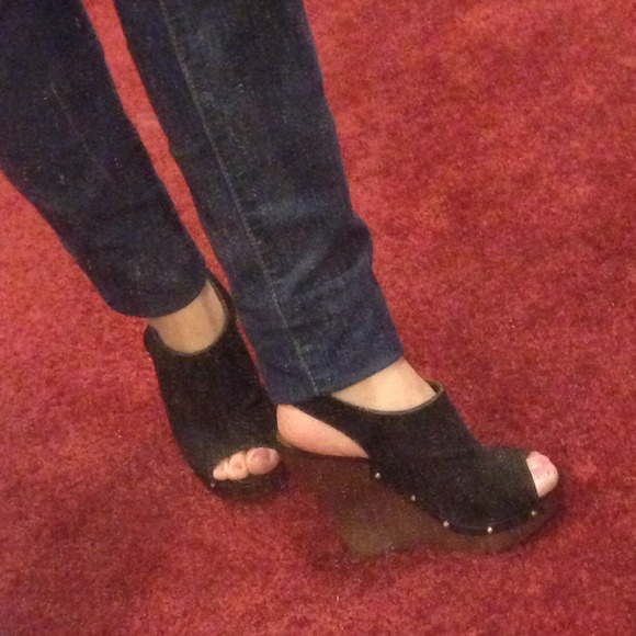 🌹 black high heels - Picture 4 of 4