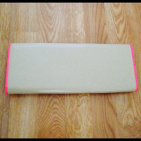 Aldo clutch 💕 - Picture 2 of 3