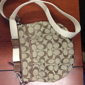 ORIGINAL Coach Crossbody Purse. Worn only ONCE
