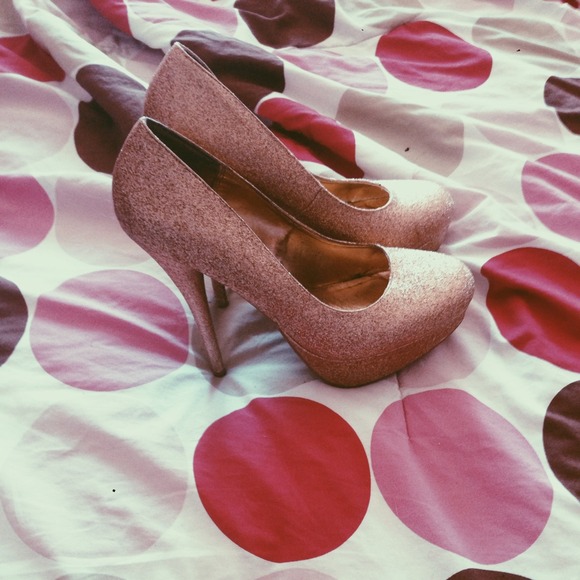 Sparkly gold high heels