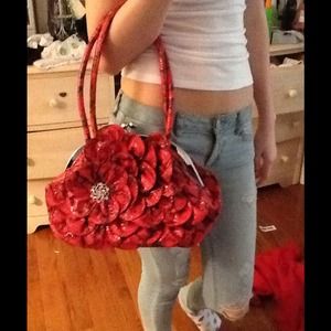 chic flower petal purse