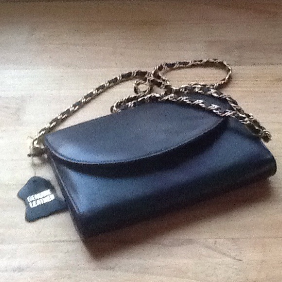 Jennifer Moore black leather crossbodyREDUCED