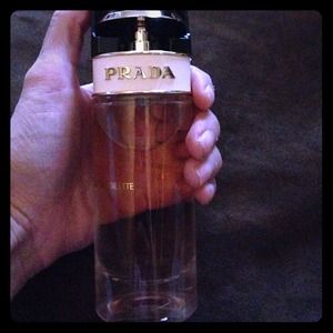 💌 SOLD 💌 Prada Candy EDT 2.7