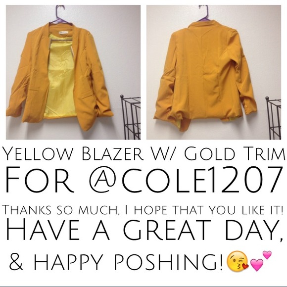 Yellow Blazer W/ Gold Trim For @cole1207💕