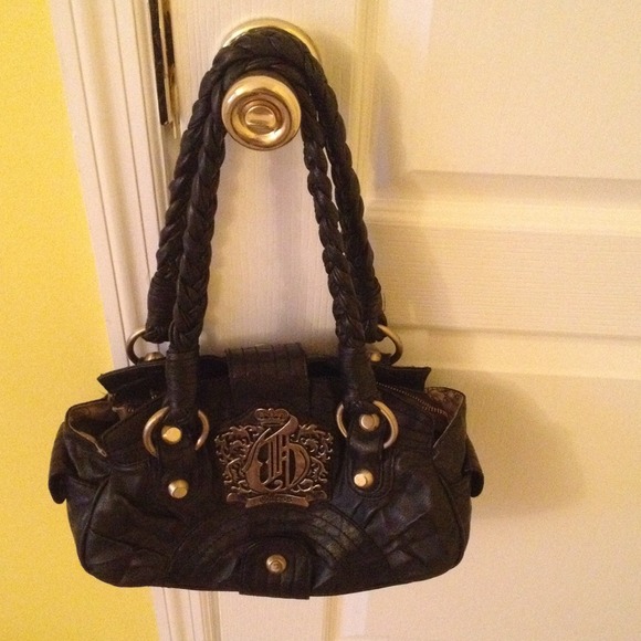 Guess bag.