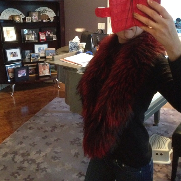 Real long haired fox fur in blk w red tints