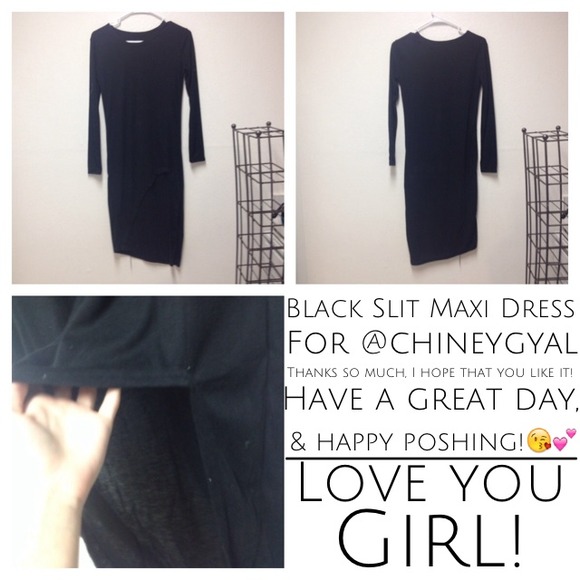 Black Slit maxi Dress For @chineygyal💕