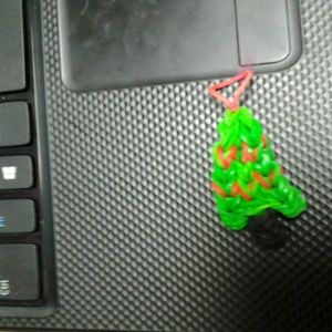 Rainbow loom Christmas tree