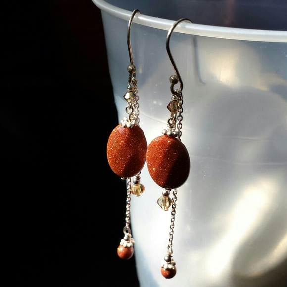 (Sold) brown earring (free with any purchase)