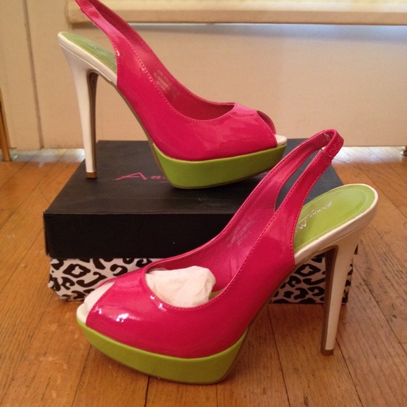 Pink and white heels size 8