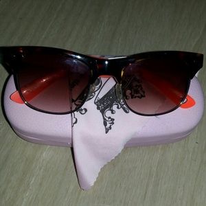 JUICY COUTURE Sunglasses