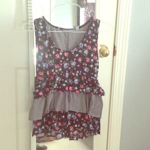 Floral patterned top