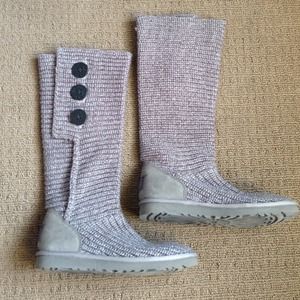 Classic Cardy UGGs