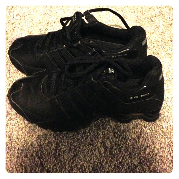 Nike shox shoes