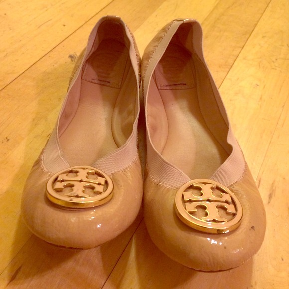 BUNDLED!! 💯 authentic Tory Burch Flats!!!