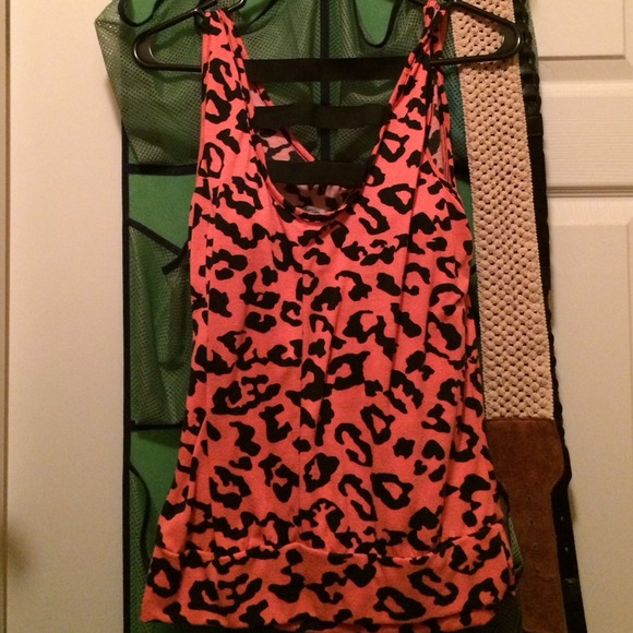 Tank top - Picture 3 of 3