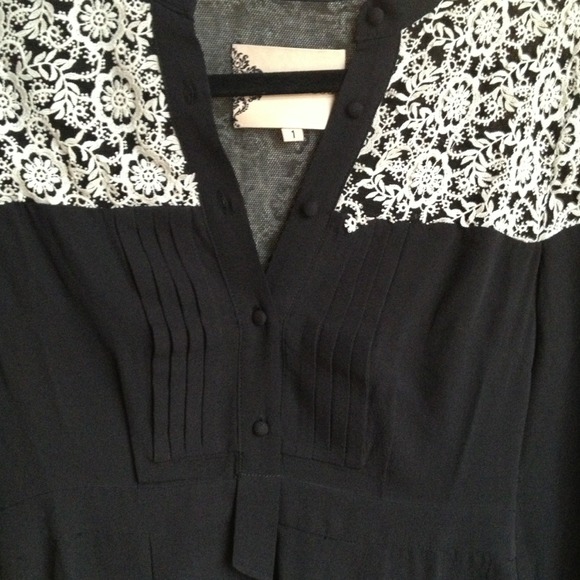 Naughty/Nice Black Fleur Wood Dress - Picture 2 of 4