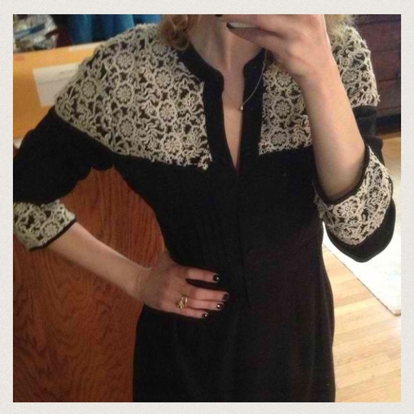 Naughty/Nice Black Fleur Wood Dress - Picture 4 of 4