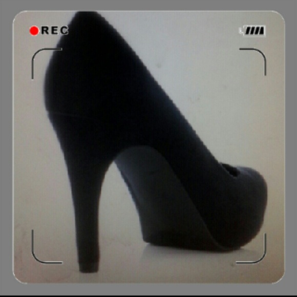 COMING SOON - Olivie Black Pumps - Picture 4 of 4