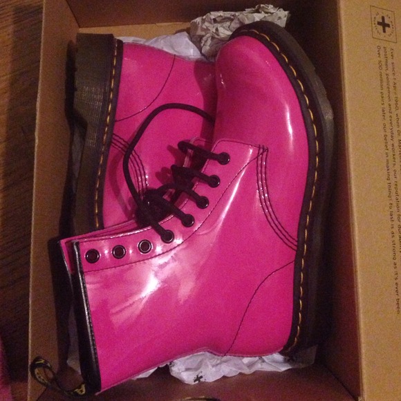 Dr. Martens hot pink