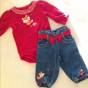 Baby girl Gymboree outfit & Clothes bundle