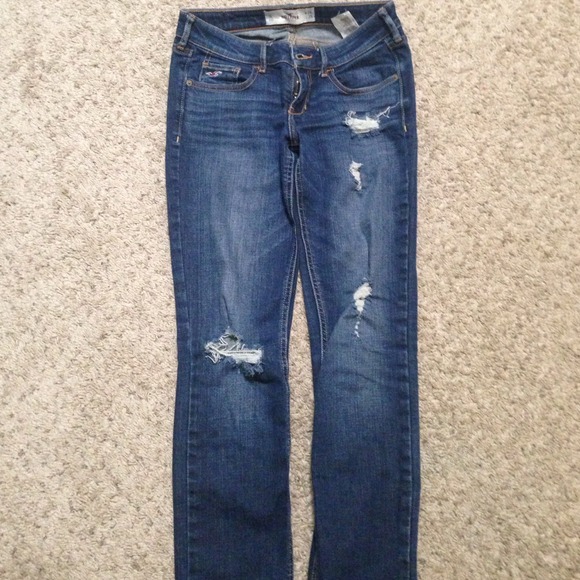 Hollister jeans ripped