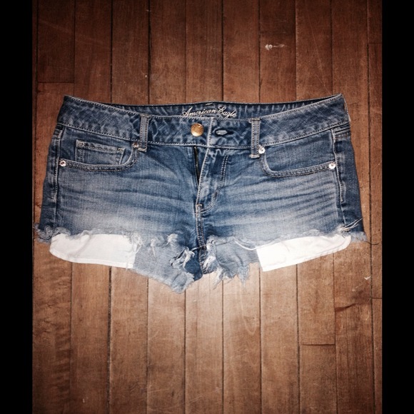 American Eagle short shorts
