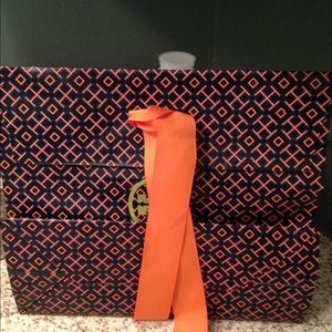 Tory burch