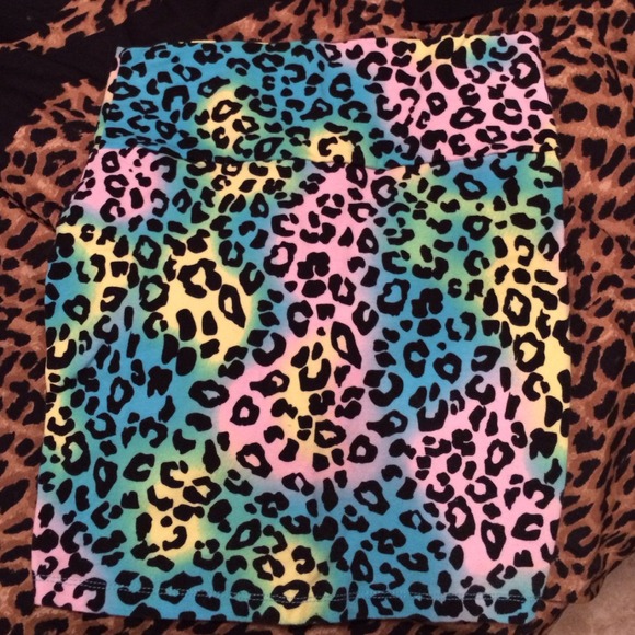 Cheetah pencil skirt