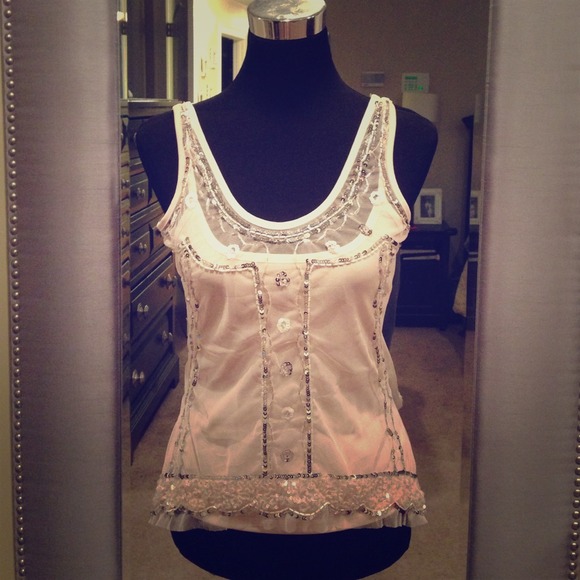 candies Tops - Adorable top!