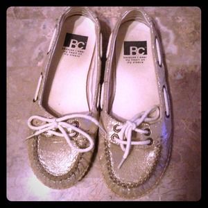 REDUCED Gorgeous Gold Boat Shoes🌟😍