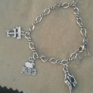 NFS I WANT TO BUY JAMES AVERY