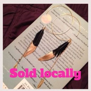 🚫SOLD (to my bestie!!) 🚫Handmade feather hoops