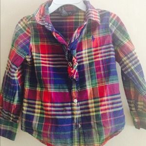 Good condition Ralph Lauren ruffle shirt. Size 3t