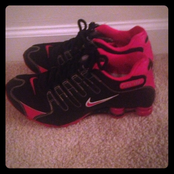 Nike shocks
