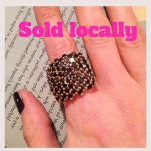 ⛔SOLD LOCALLY⛔ Cocktail ring