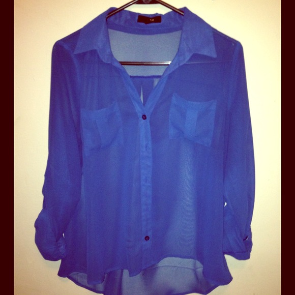 Gorgeous blue blouse💙